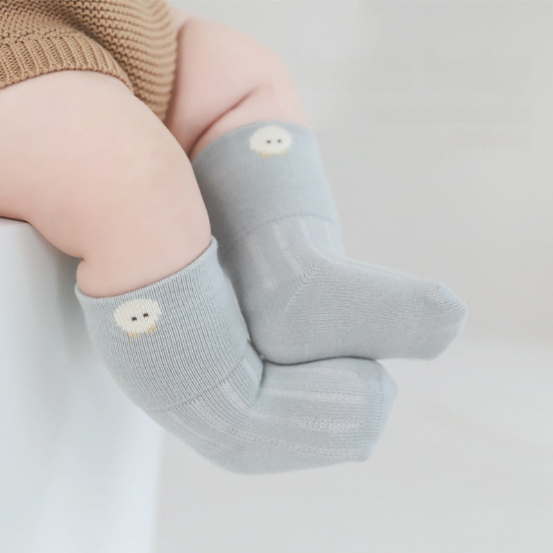 Calf Socks – Breathable Newborn Essential